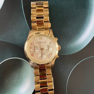 Michael Kors Runway Oversized Watch, Gold 38mm